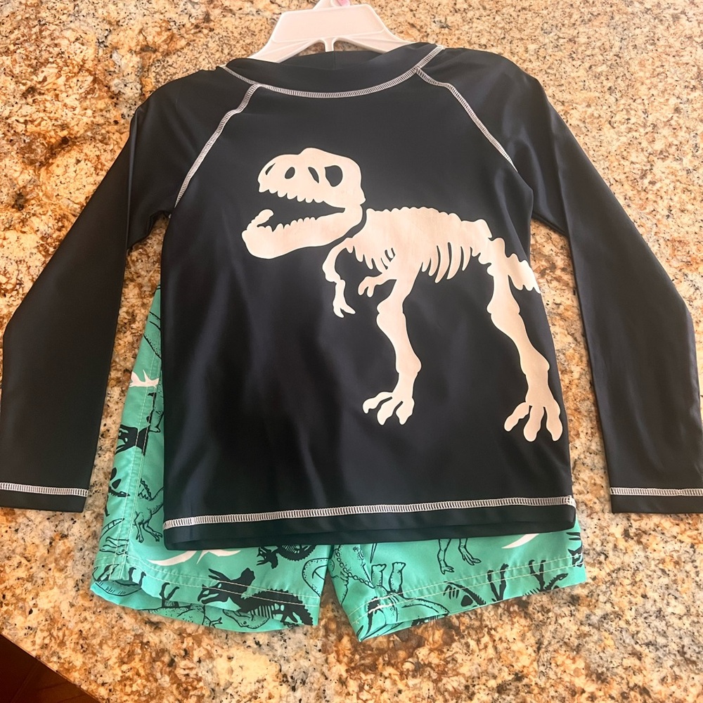Carter’s Dinosaur Rash Guard Swim Set – Size 6 (New Without Tags)